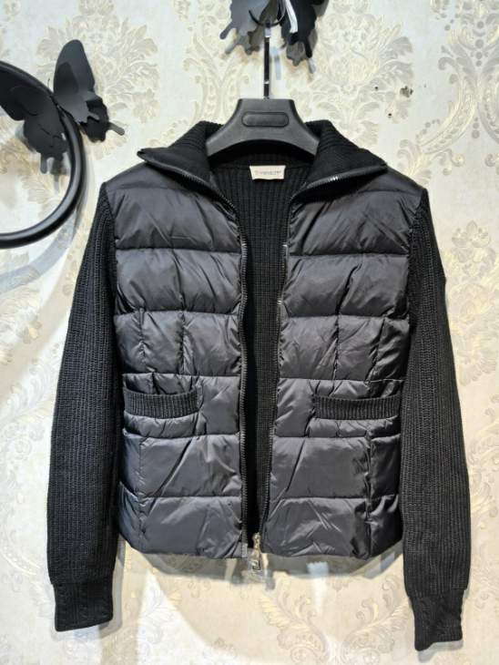 Picture of Moncler Down Jackets _SKUMonclerS-XL26yr16437406